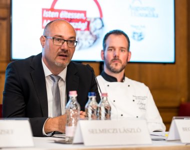 Magyarország Tortája 2018 Parlamenti sajtótájékoztató