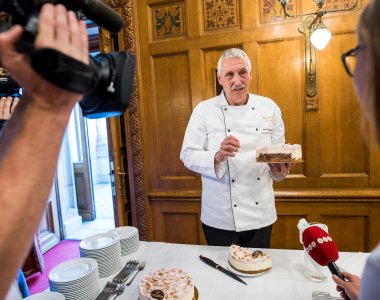Magyarország Tortája 2018 Parlamenti sajtótájékoztató